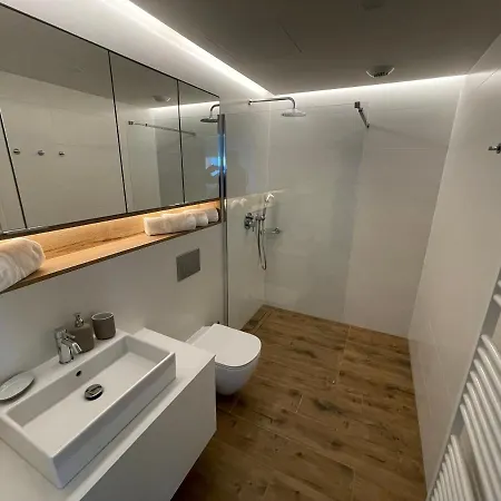 Pinea Apartments Pobierowo Z Niesamowitym Widokiem Na Morze Oraz Jacuzzi W Wybranych Apartamentach Exterior photo