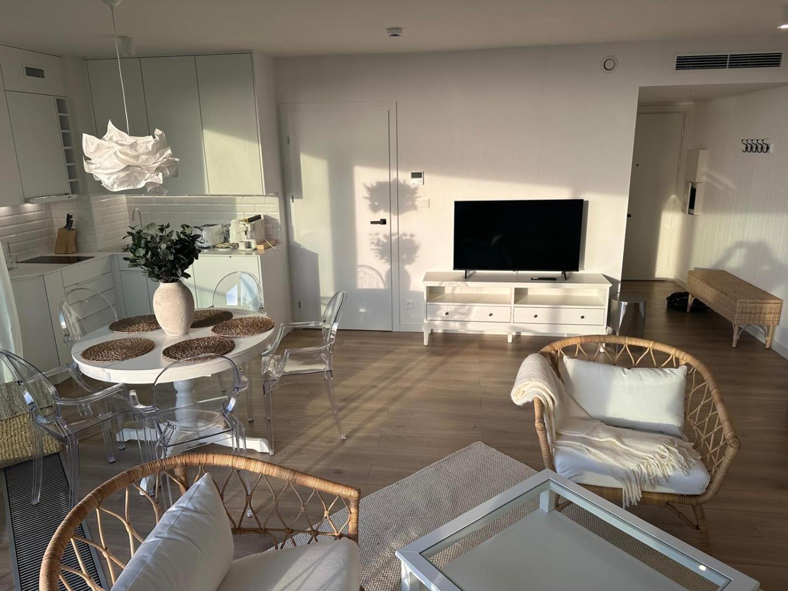 Apartment Pinea Z Niesamowitym Widokiem Na Morze Oraz Jacuzzi W Wybranych Apartamentach